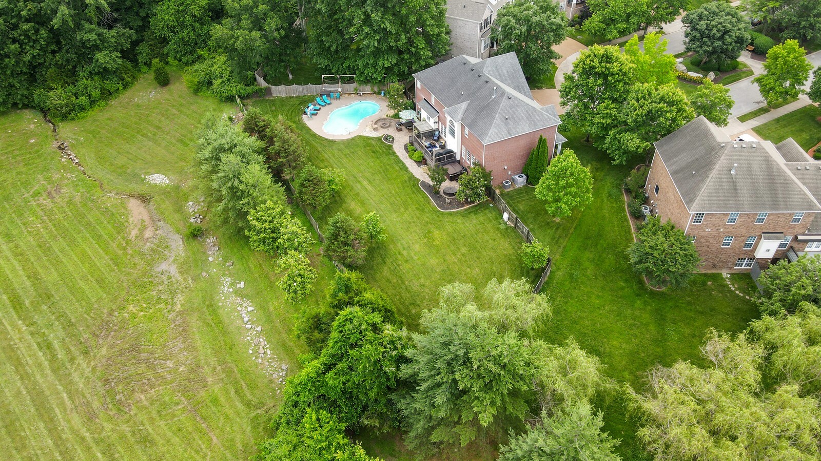 1209 Firth Ct