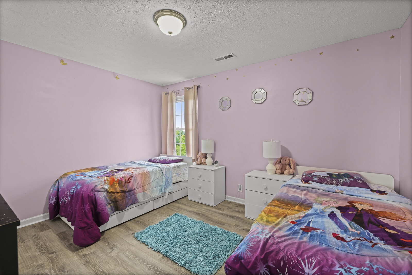 106 Shrike Ct