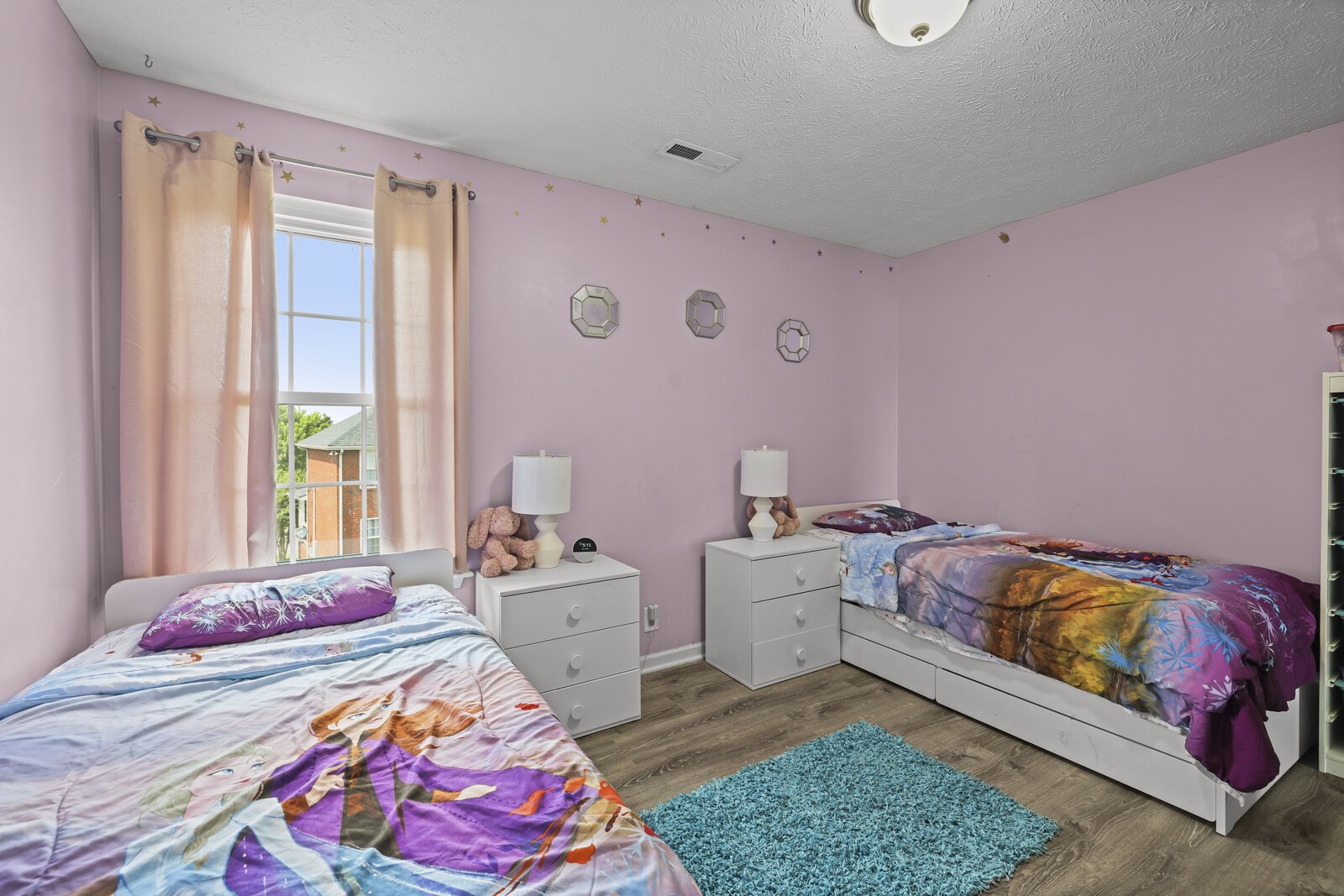 106 Shrike Ct