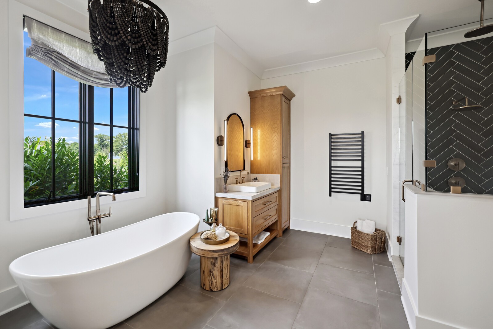 4720 Edwardian Trce