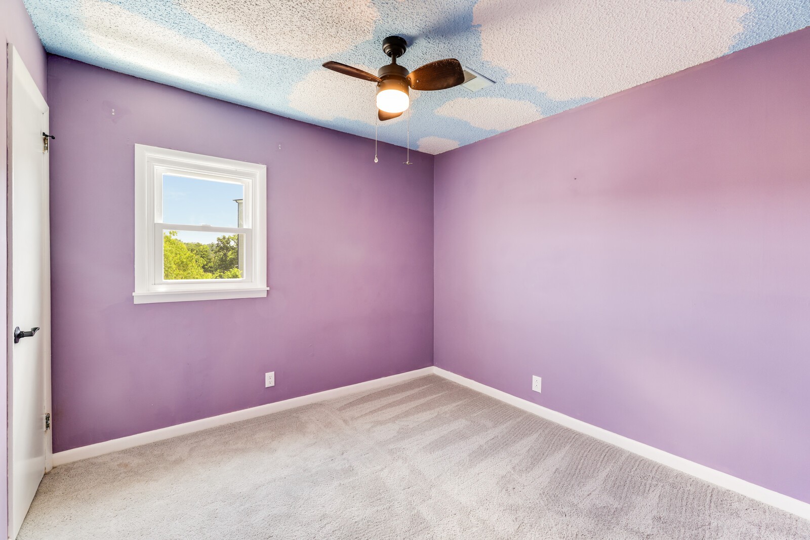 204 Raintree Dr