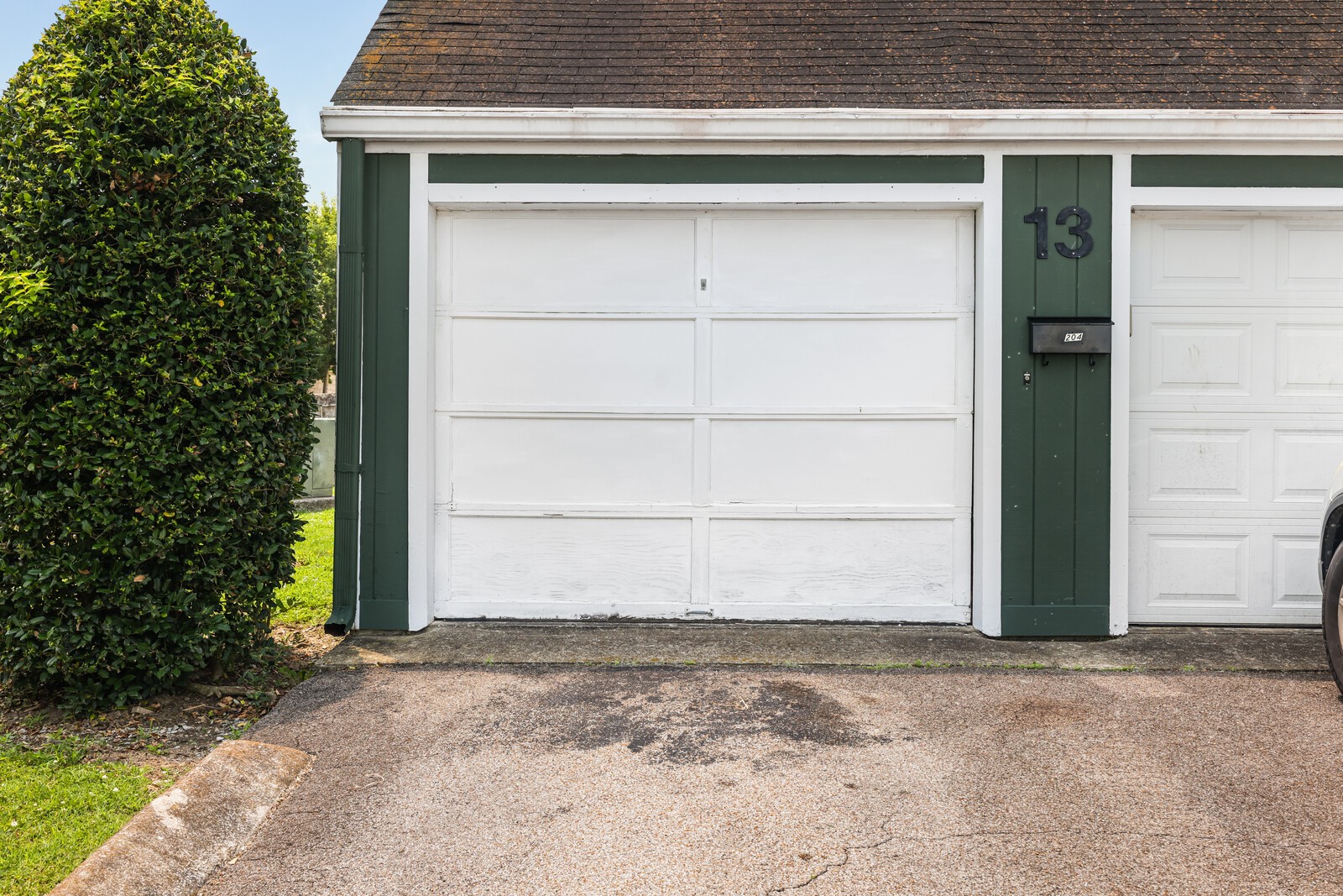 204 Raintree Dr