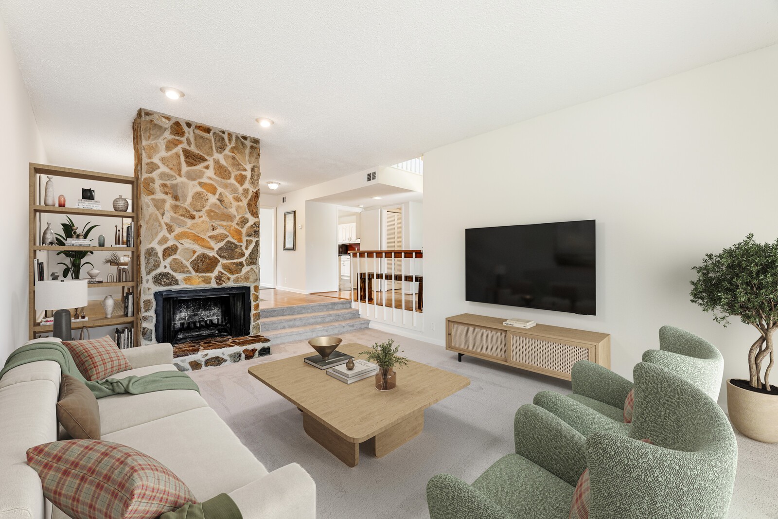 204 Raintree Dr