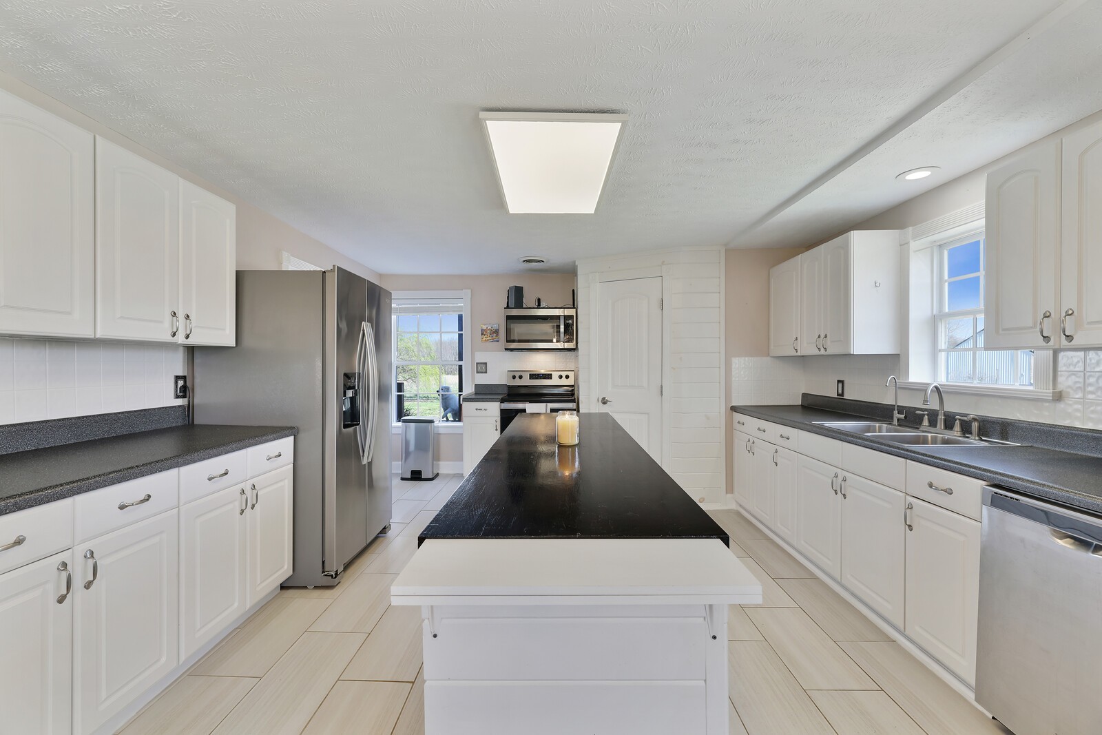 3717 Atkins Rd