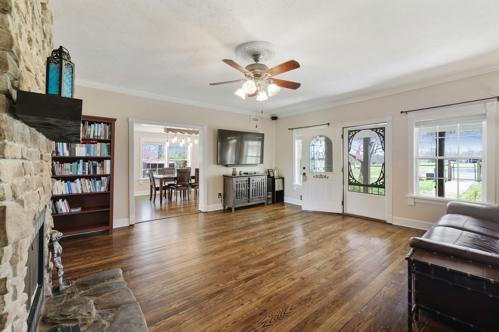 3717 Atkins Rd