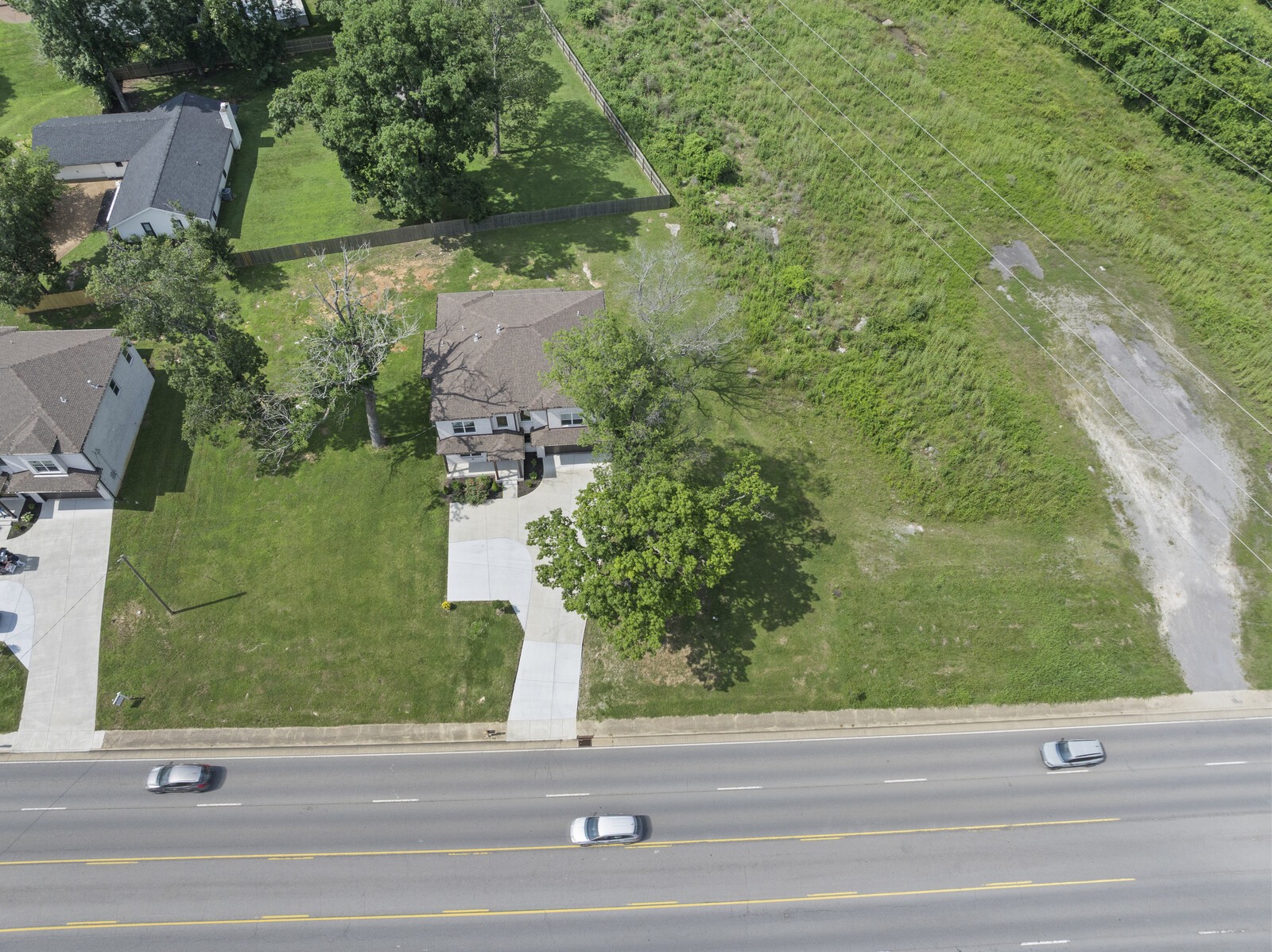 1800 W Main St