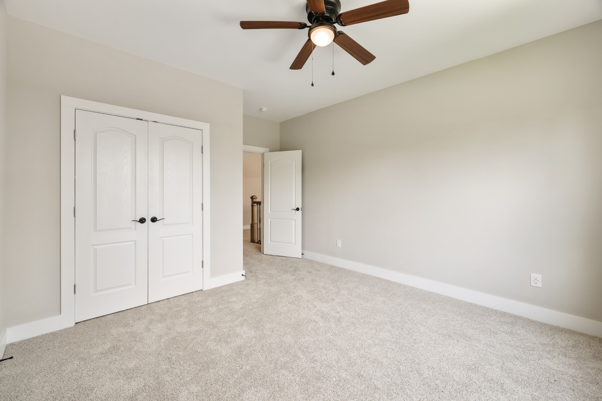 1800 W Main St