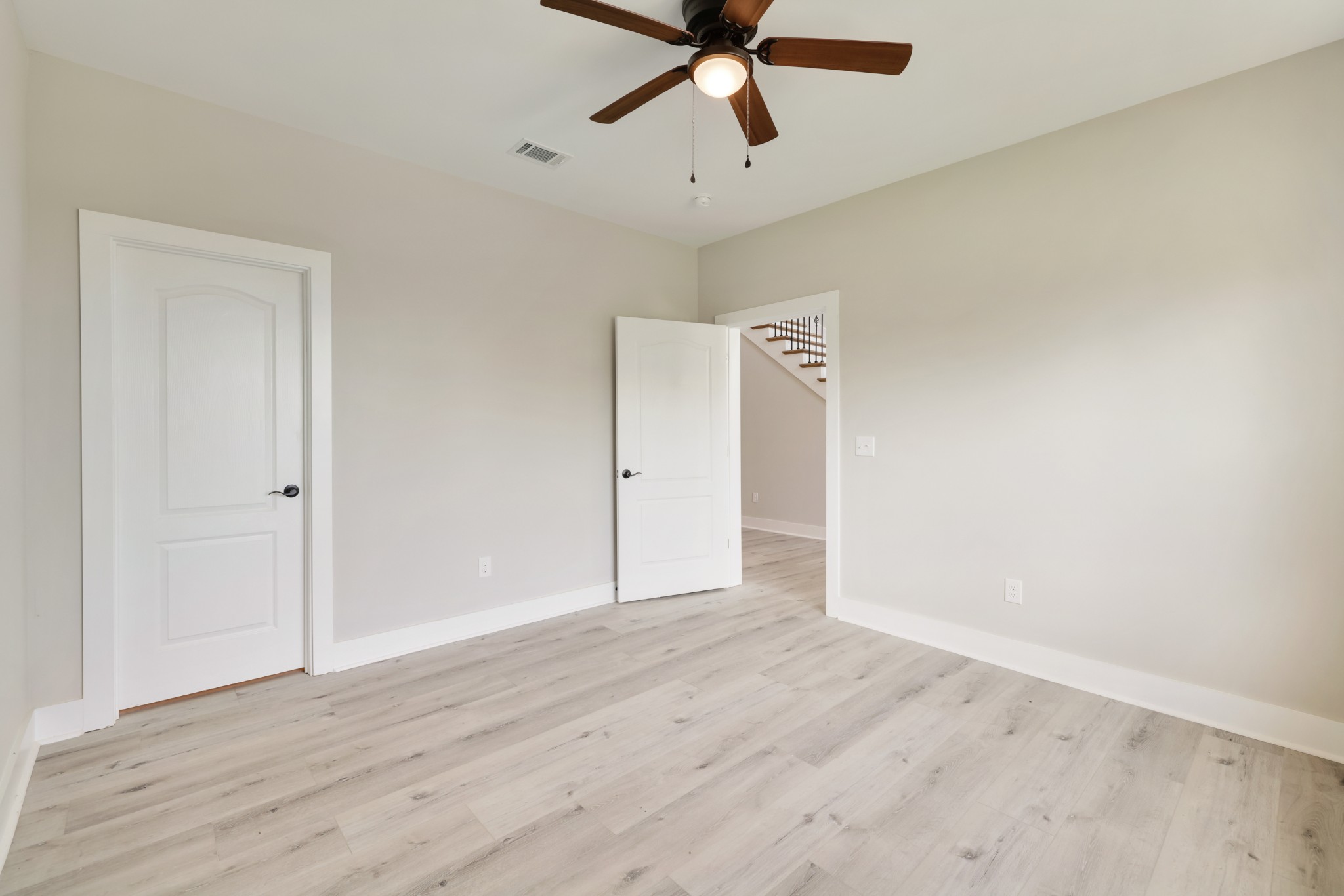1800 W Main St