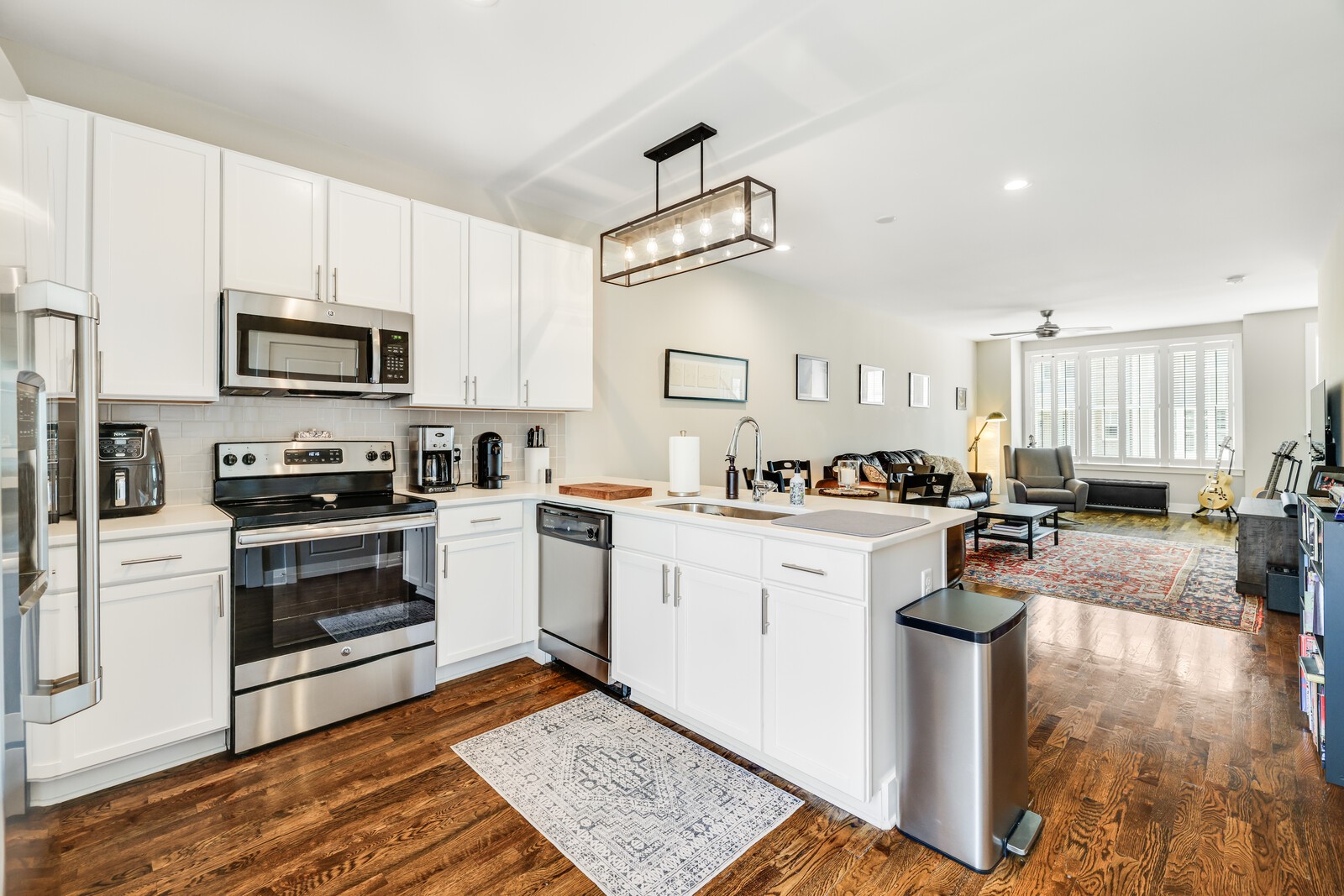 202 Porter Village Cir