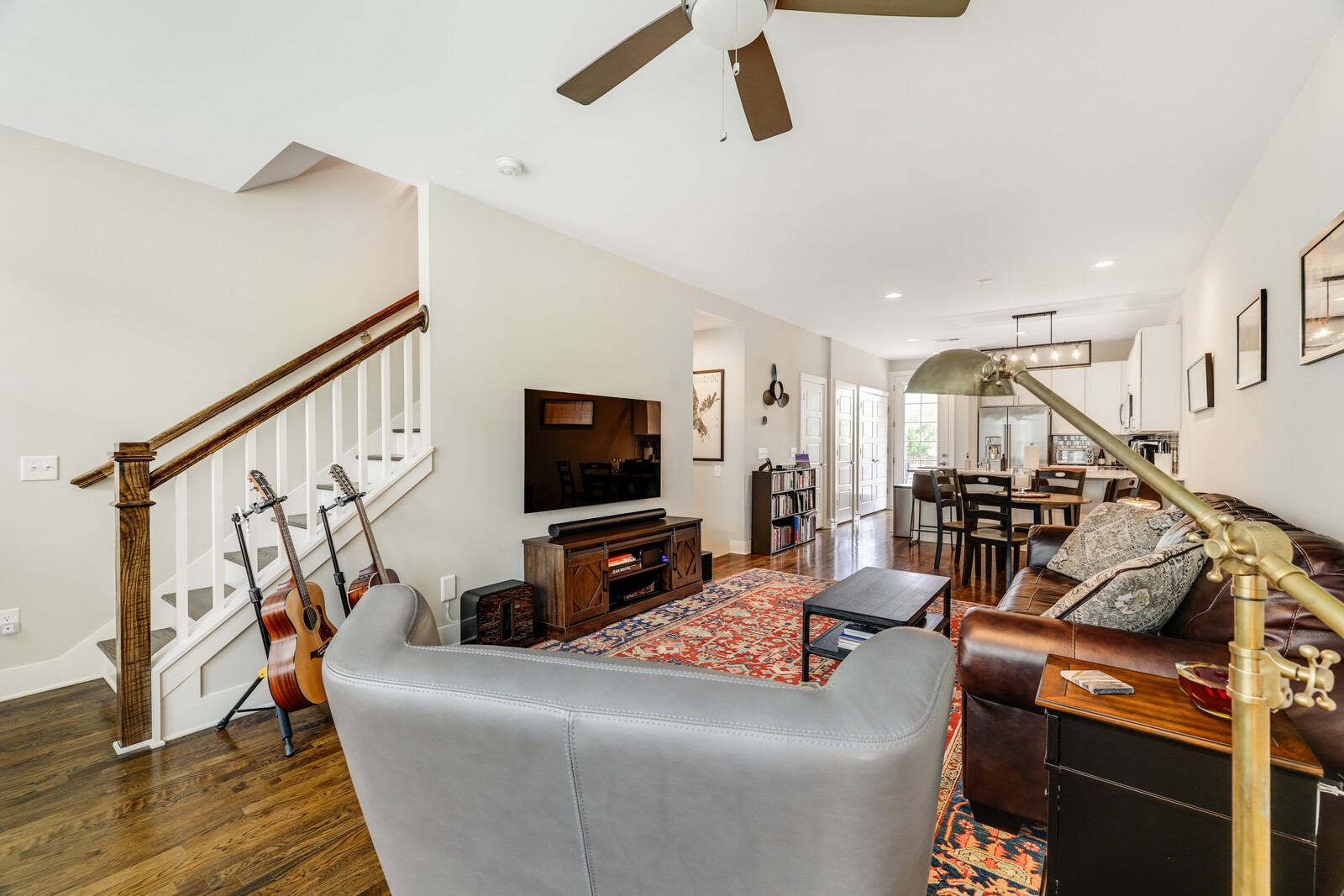 202 Porter Village Cir