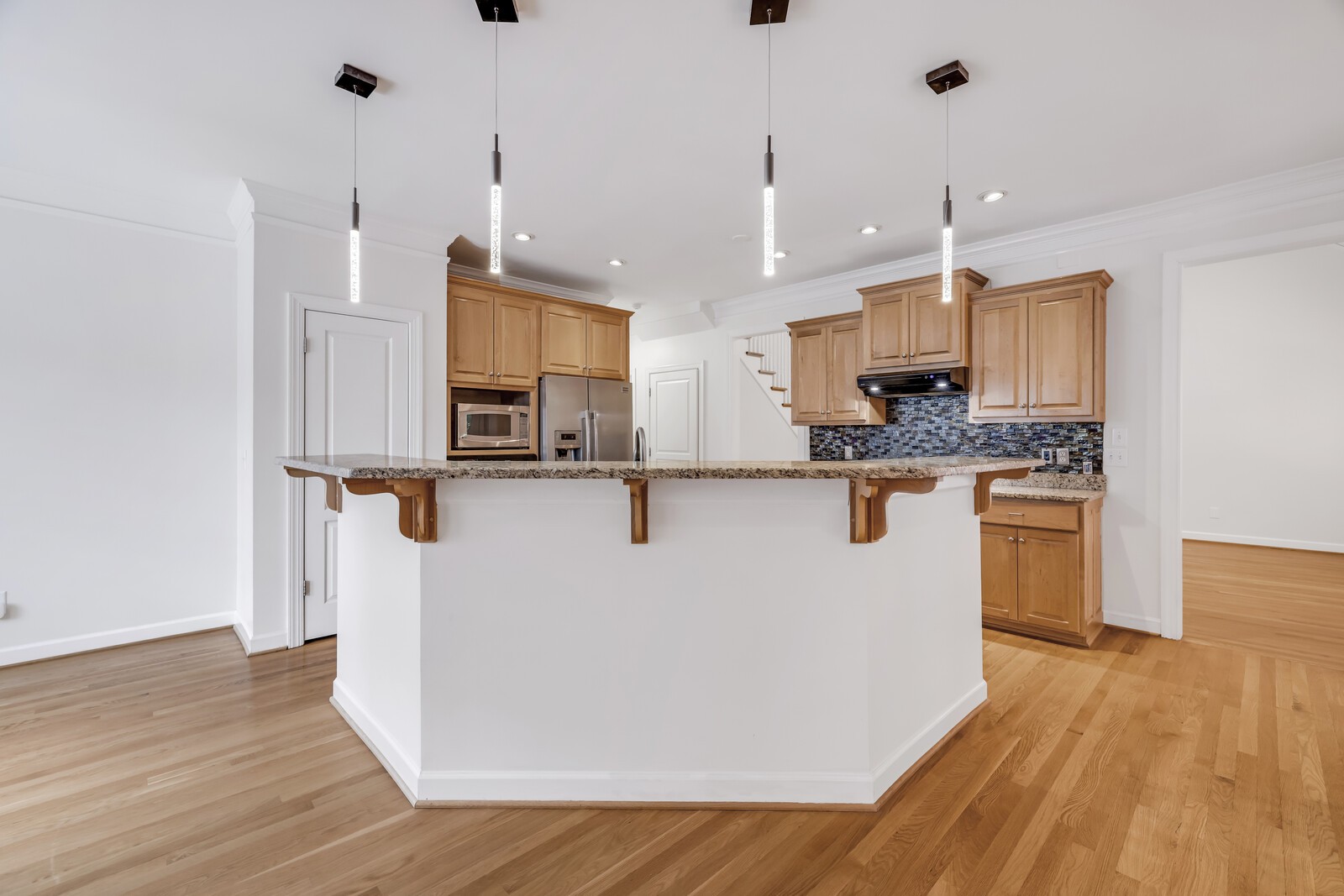 429 Summit Oaks Dr