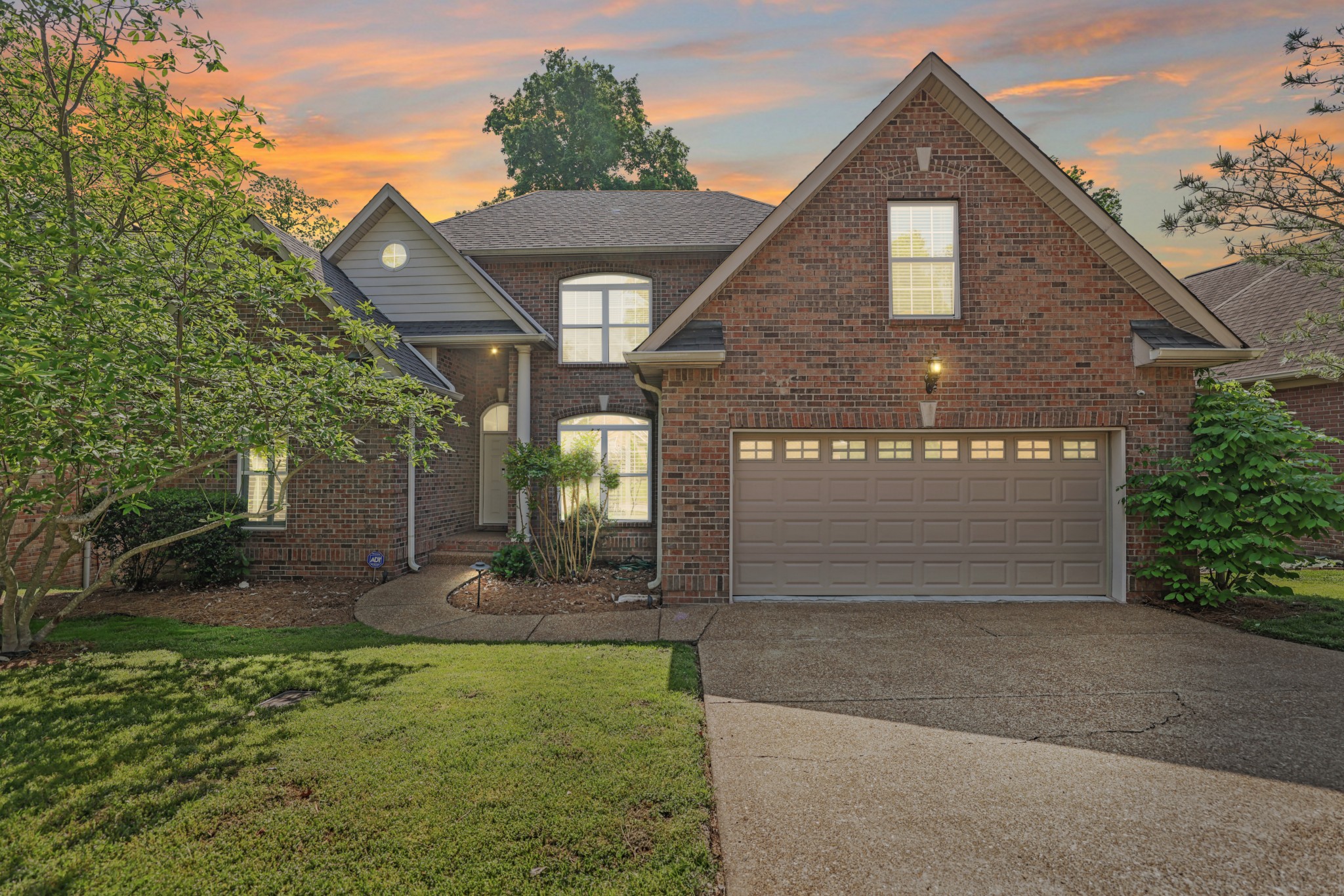 429 Summit Oaks Dr