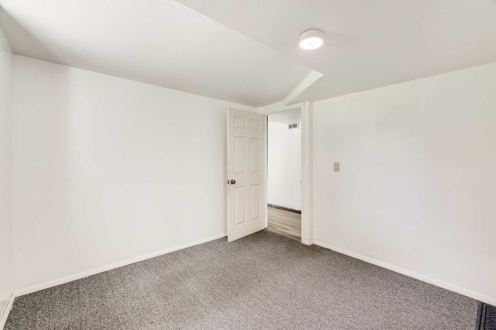 201 Sterry Ct