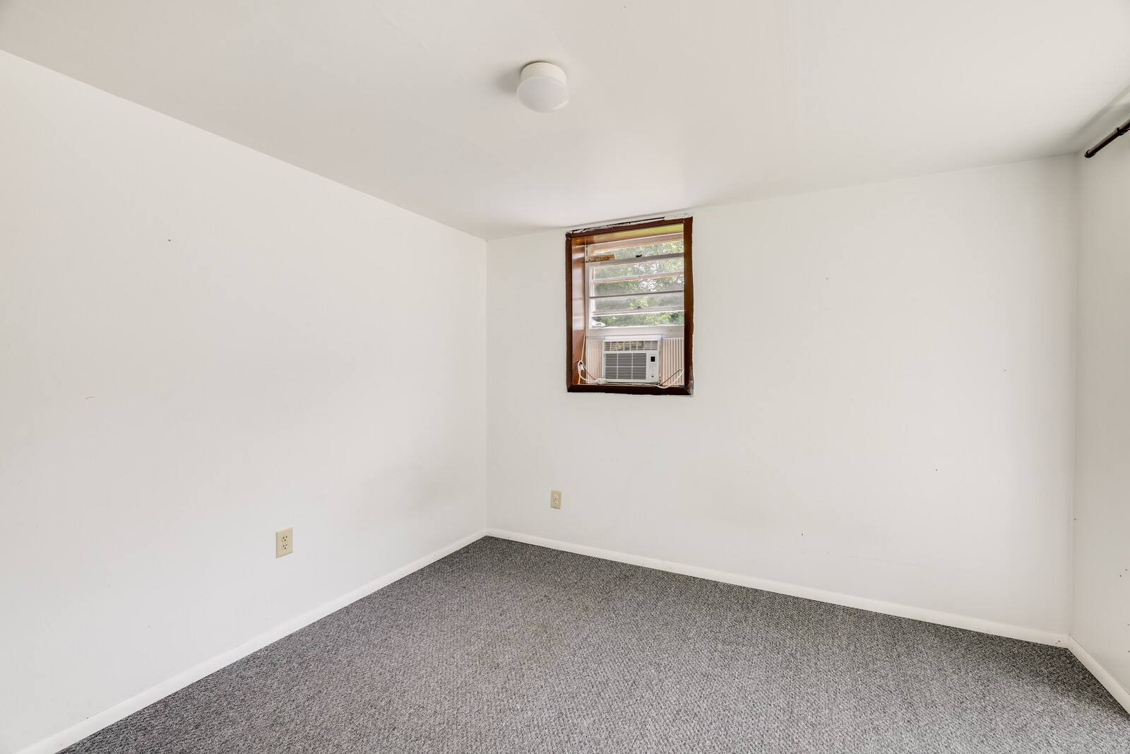 201 Sterry Ct