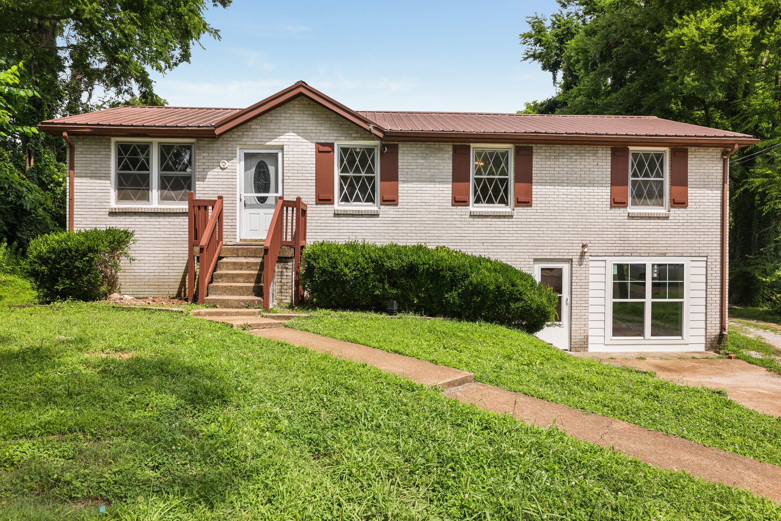 201 Sterry Ct