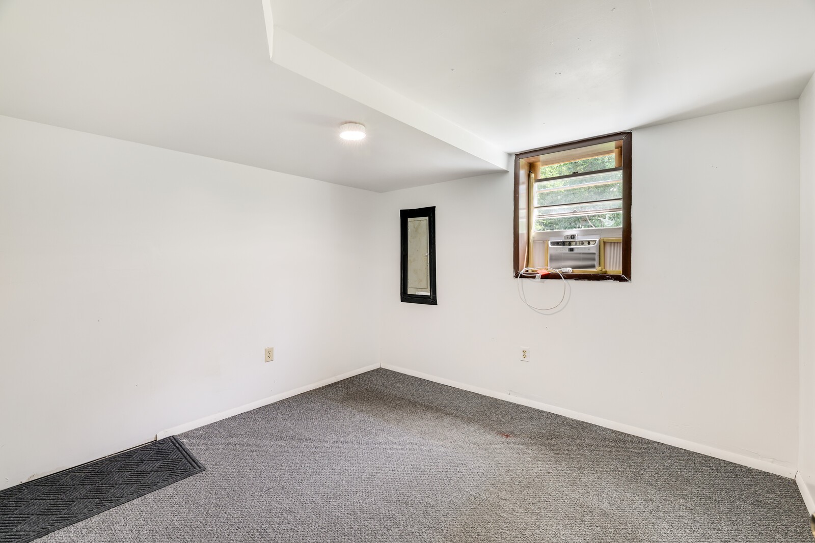 201 Sterry Ct