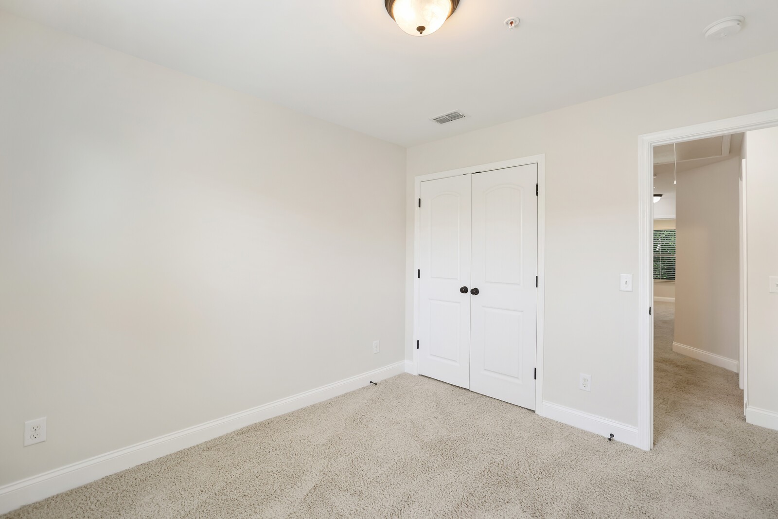 345 Coronado Private Cirlce