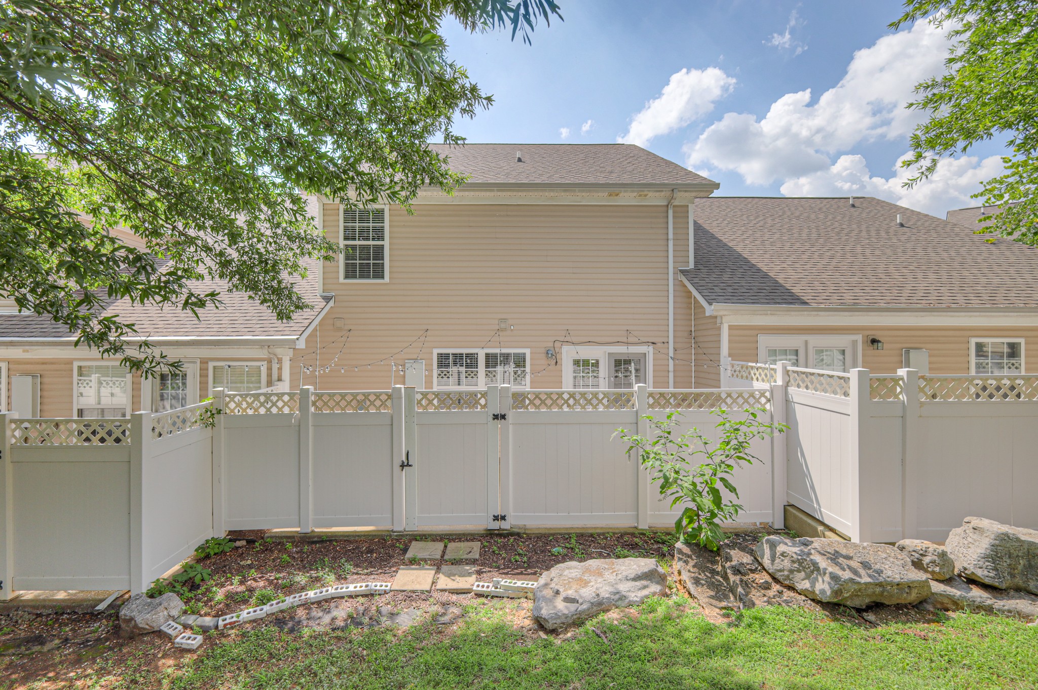 203 Buck Run Dr