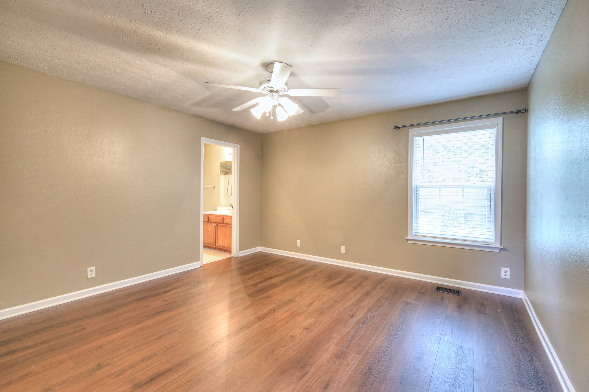 203 Buck Run Dr