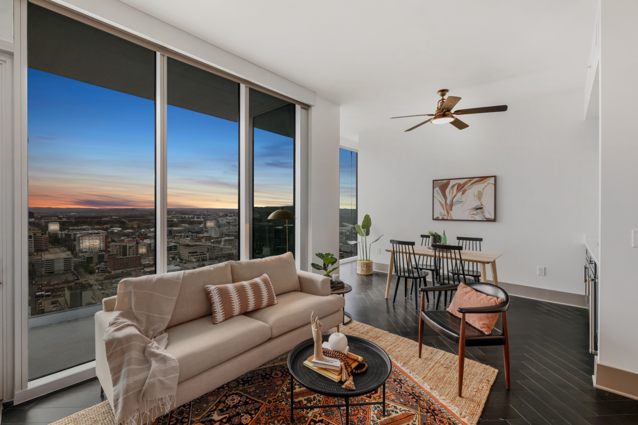 1616 West End Ave Unit: 3111