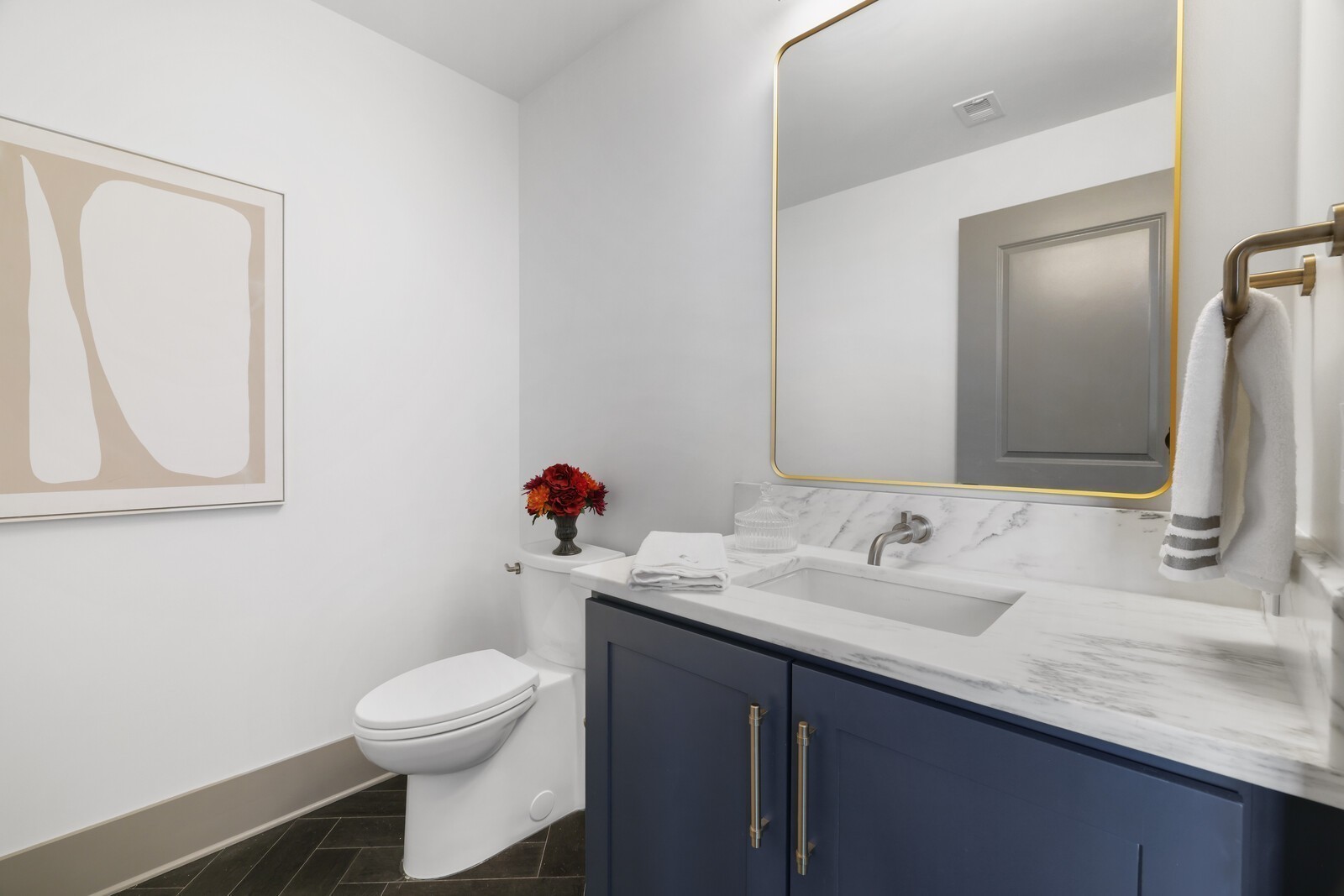 1616 West End Ave Unit: 3111