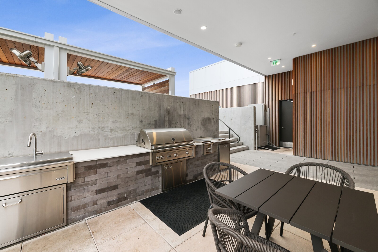 1616 West End Ave Unit: 3111