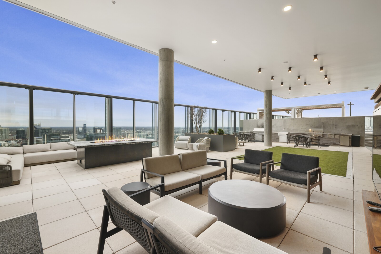1616 West End Ave Unit: 3111