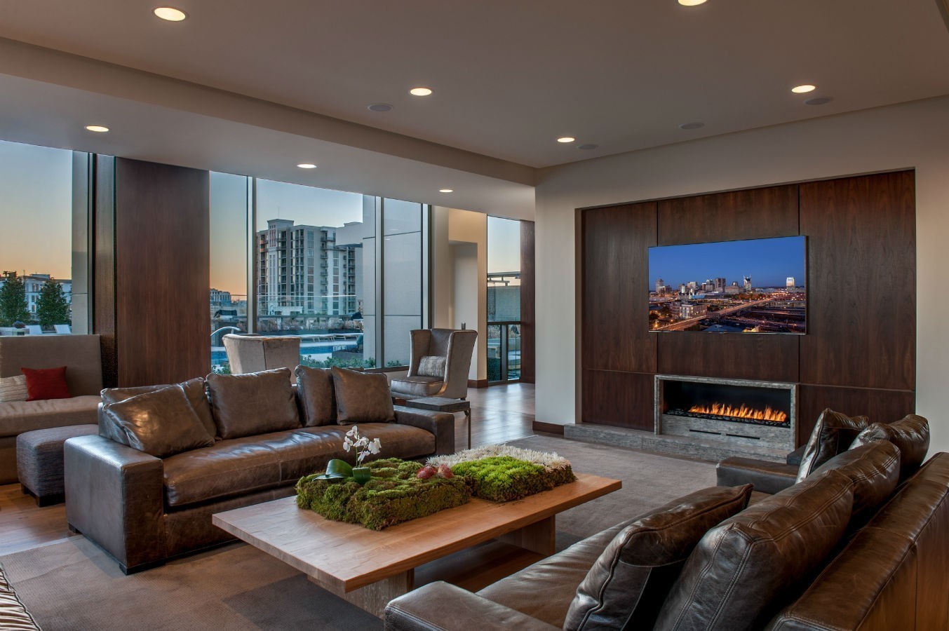 1212 Laurel St Unit: 1905