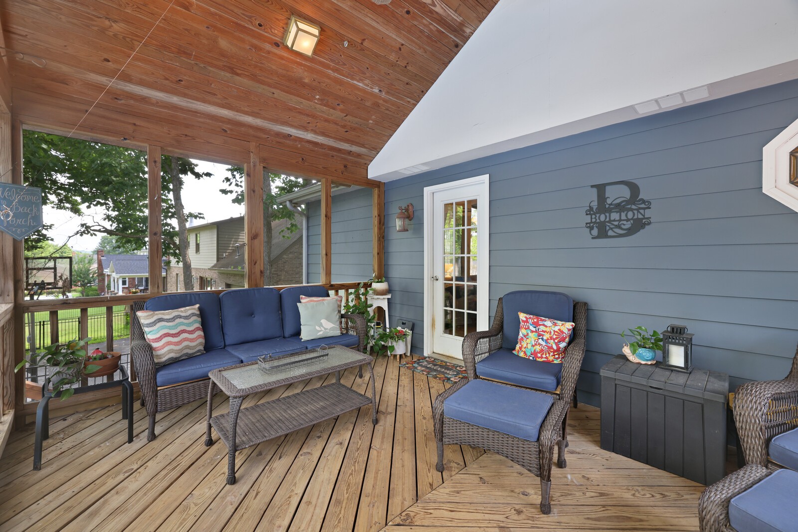112 Deerfield Dr