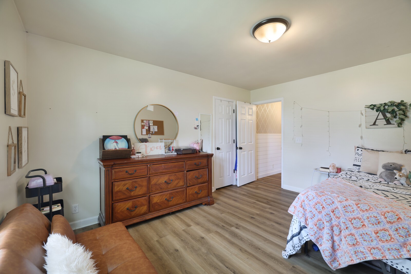112 Deerfield Dr