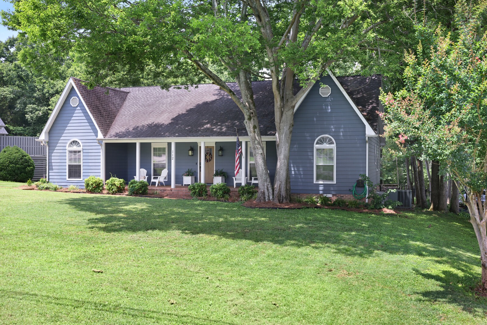 112 Deerfield Dr