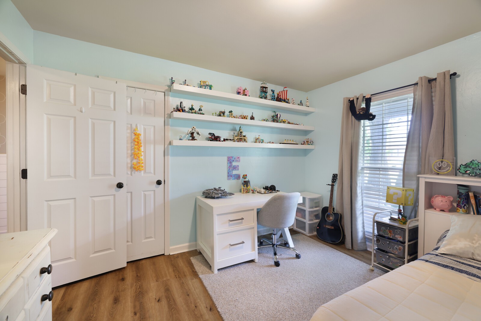 112 Deerfield Dr