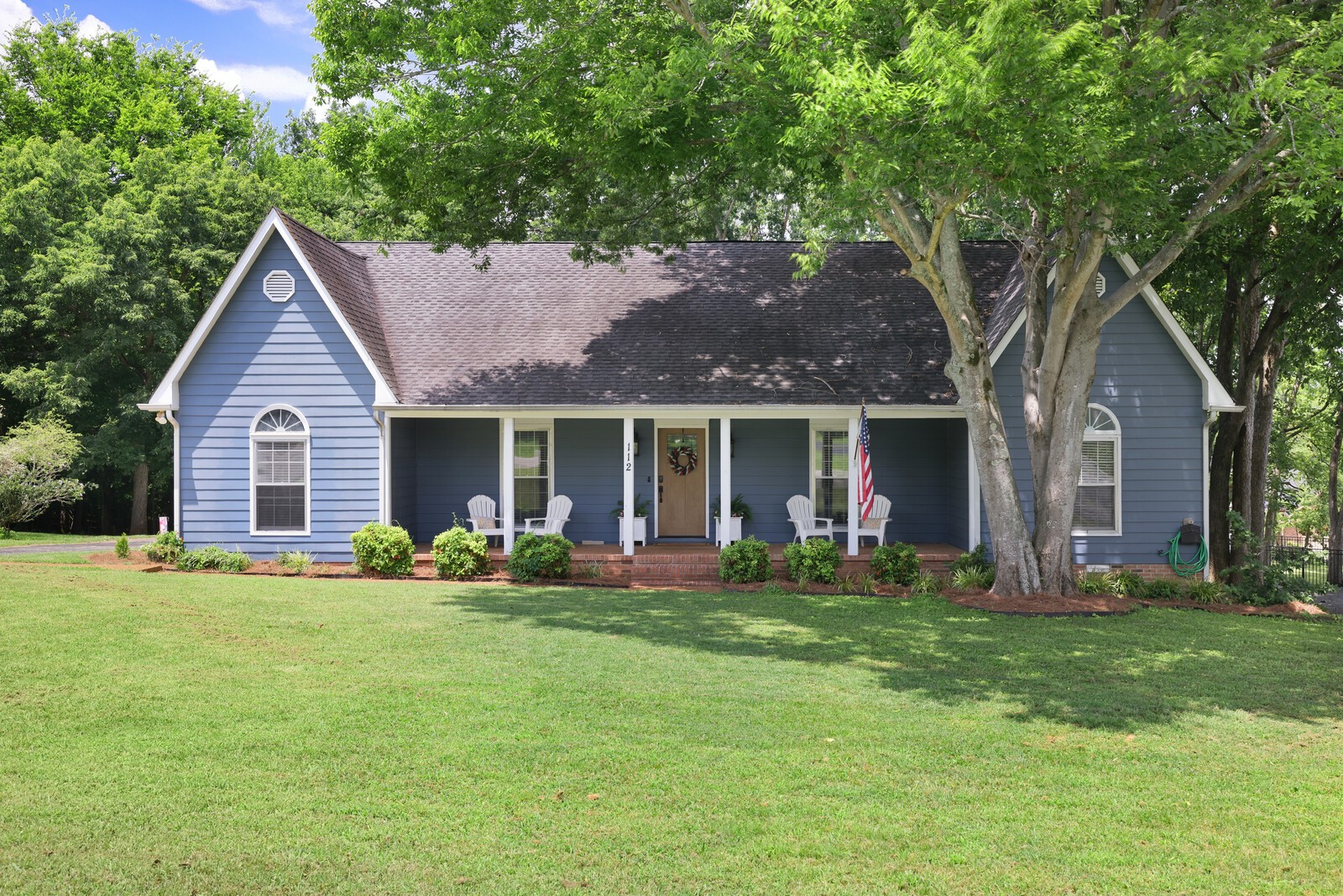 112 Deerfield Dr