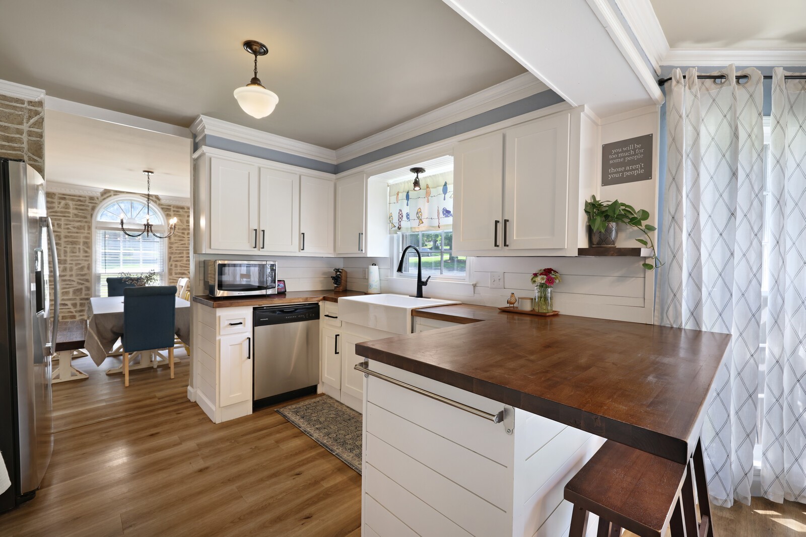 112 Deerfield Dr