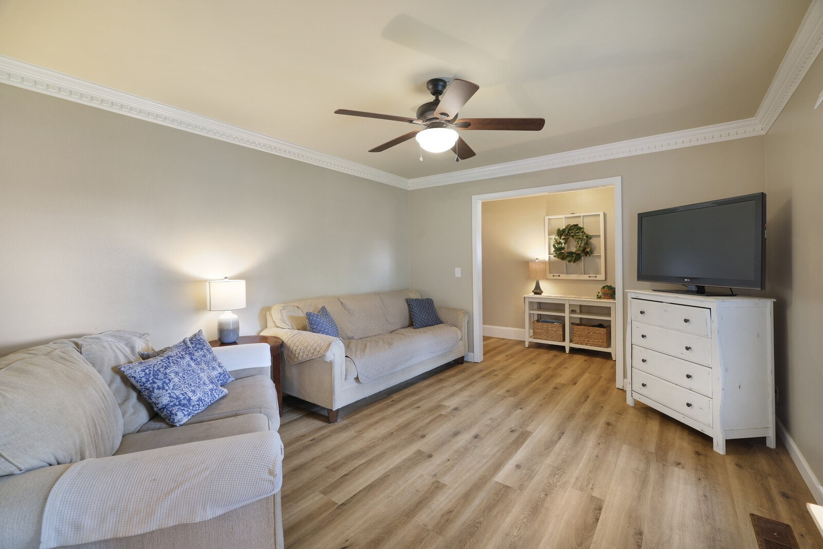 112 Deerfield Dr