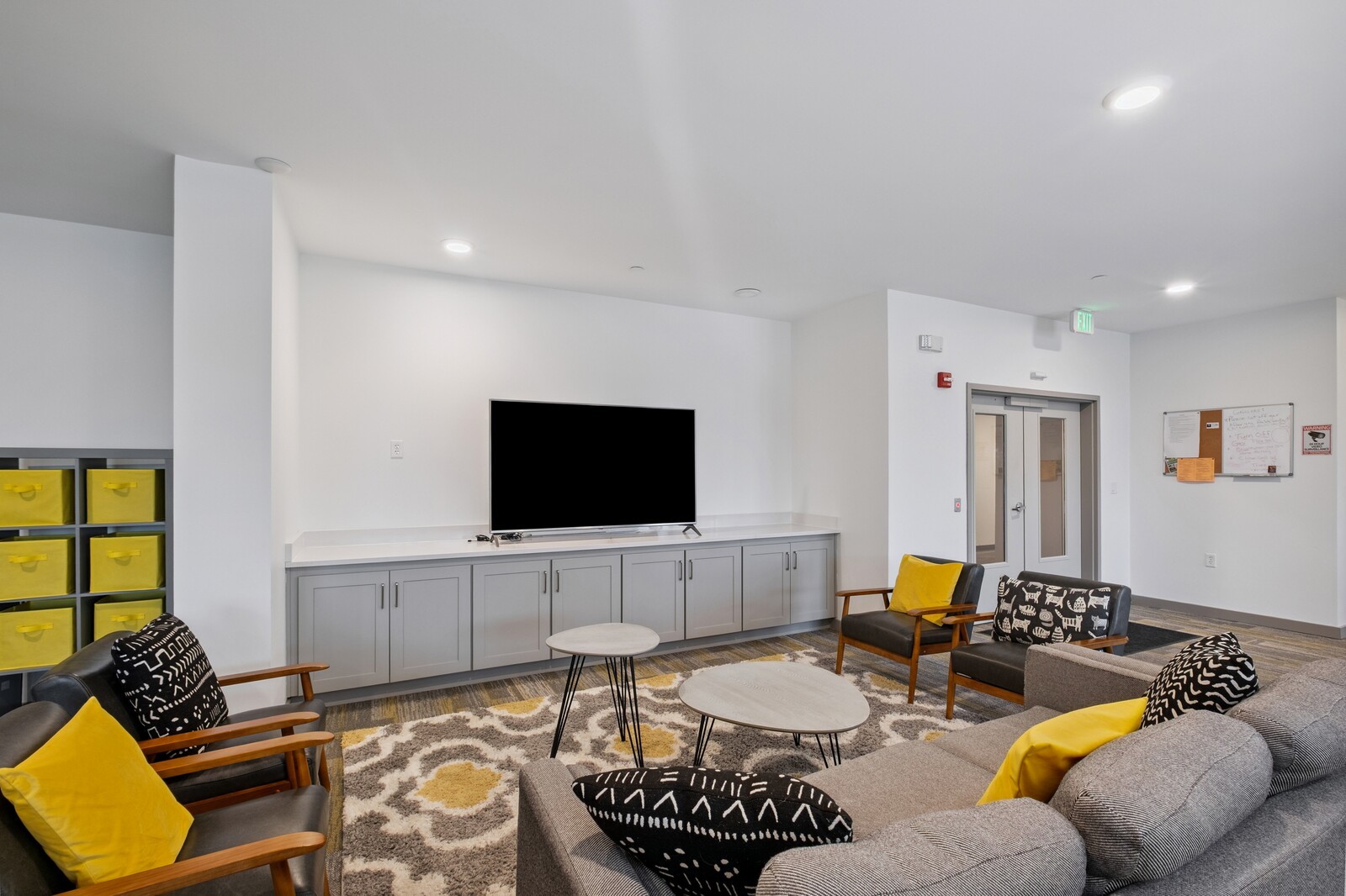 400 Herron Dr Unit: 219