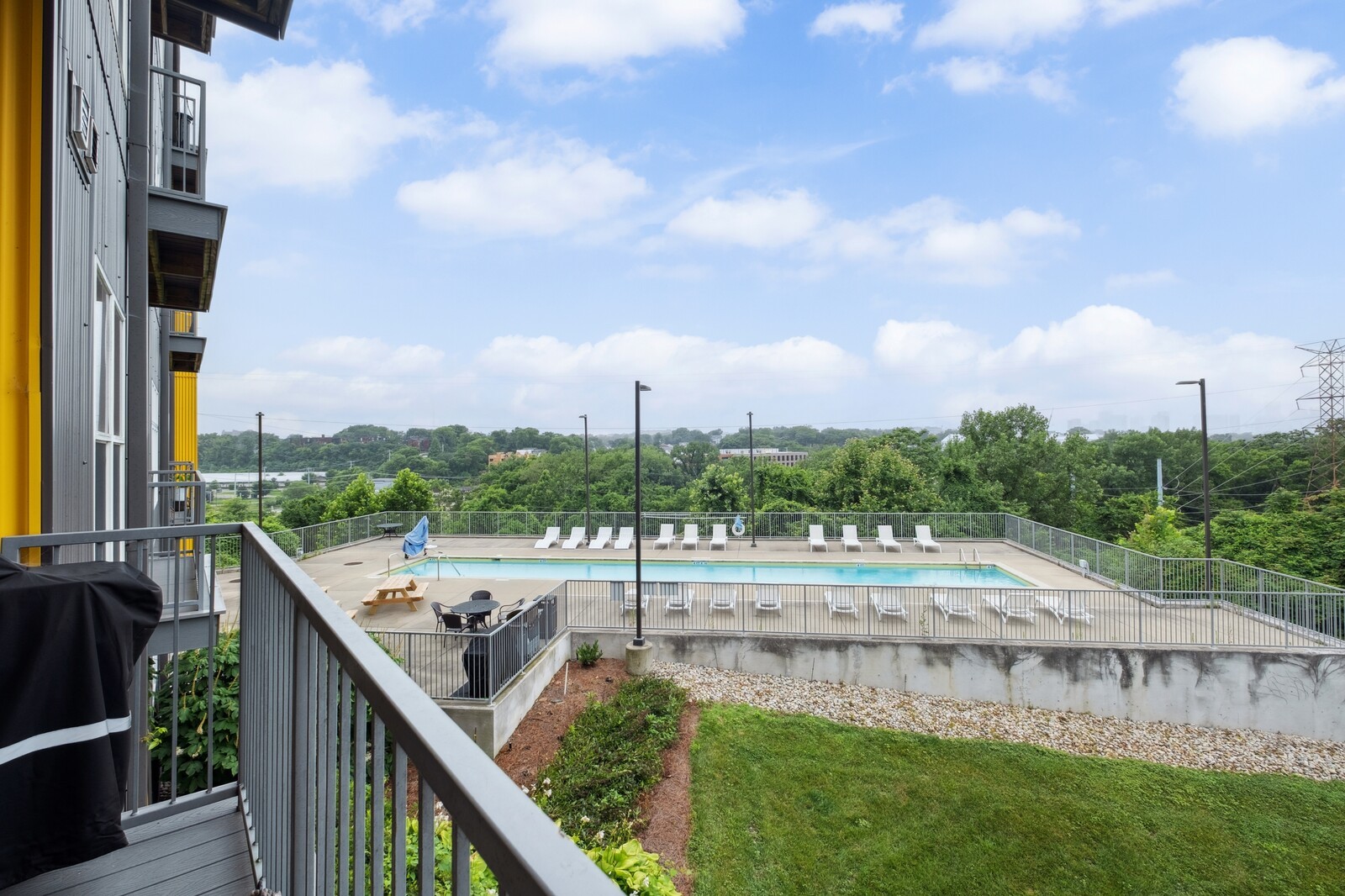 400 Herron Dr Unit: 219