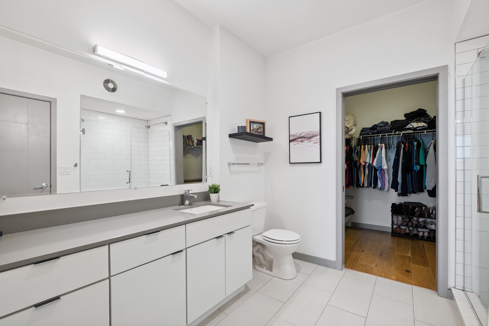 400 Herron Dr Unit: 219