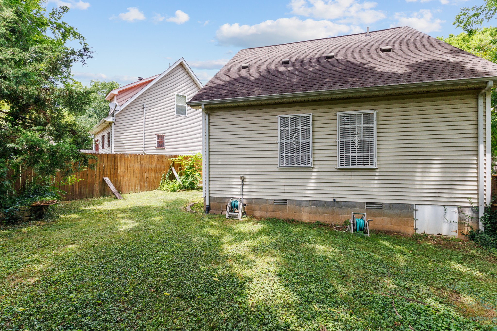 521 Bellmore Pl