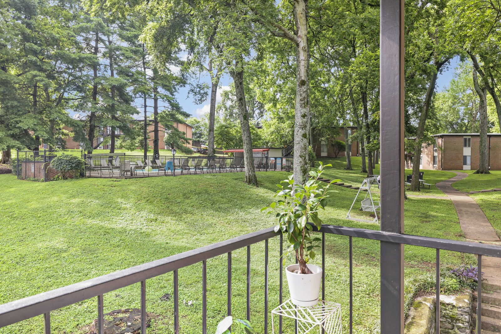 2601 Hillsboro Pike Unit: J9