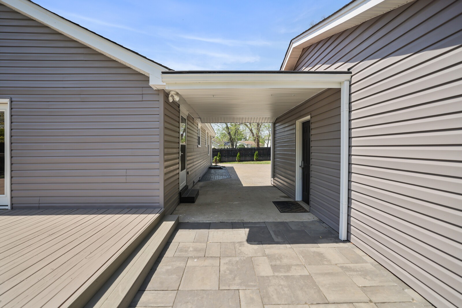 1013 Dortch Ln