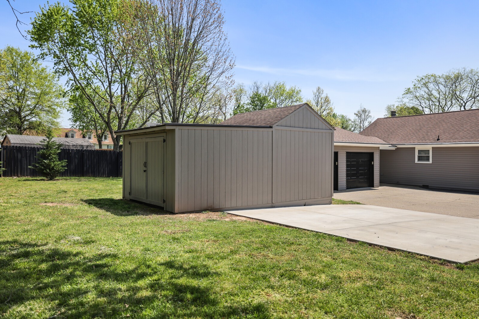 1013 Dortch Ln