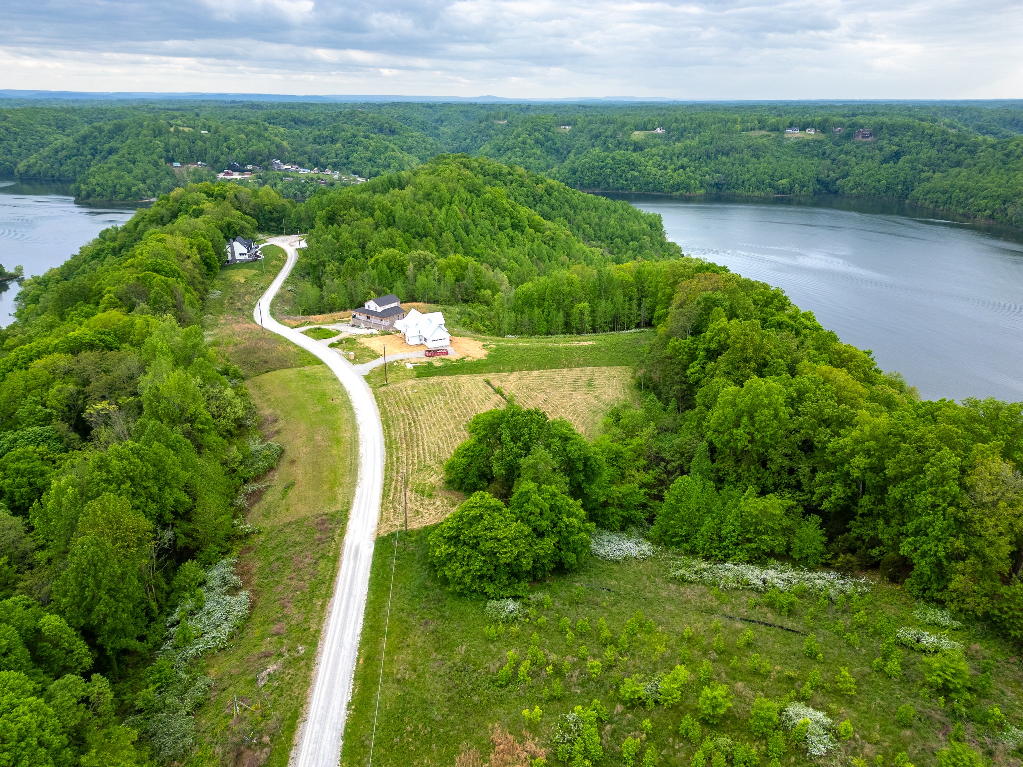0 Lake Bluff Red