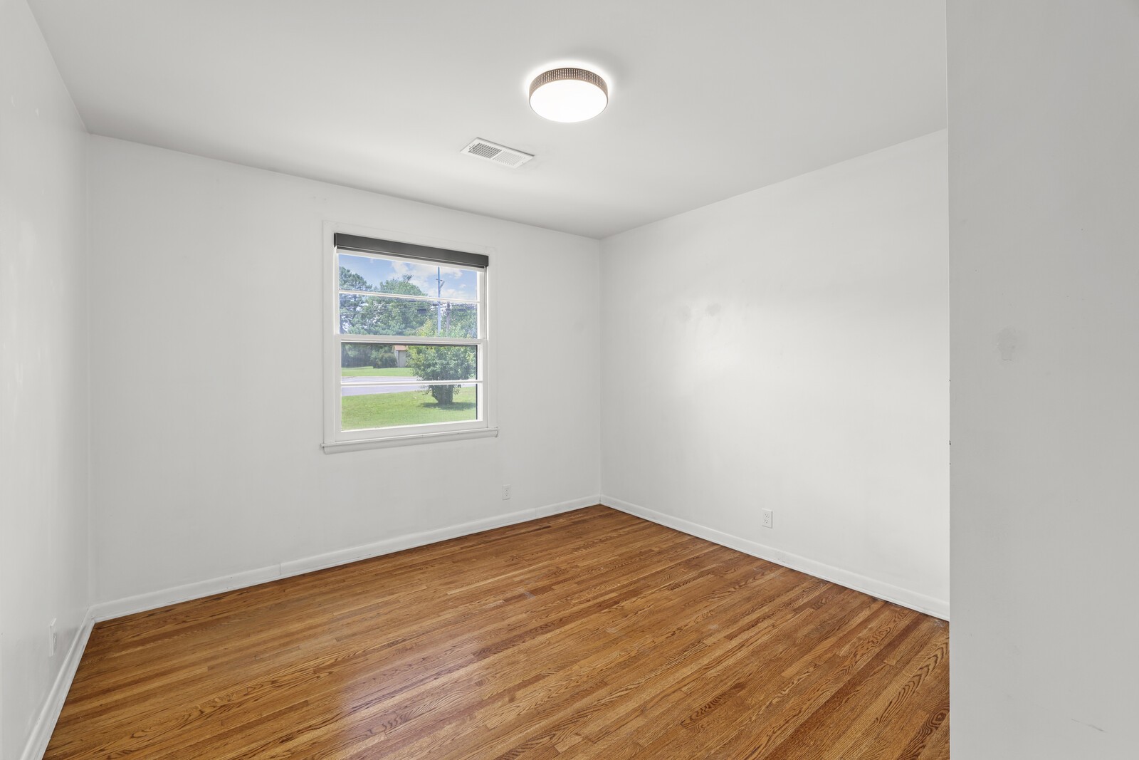 111 Wessington Pl