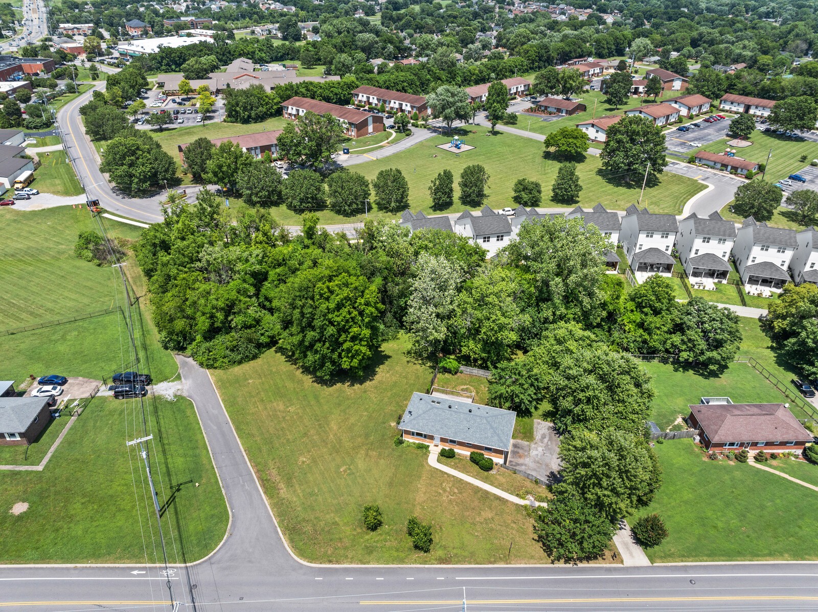 111 Wessington Pl
