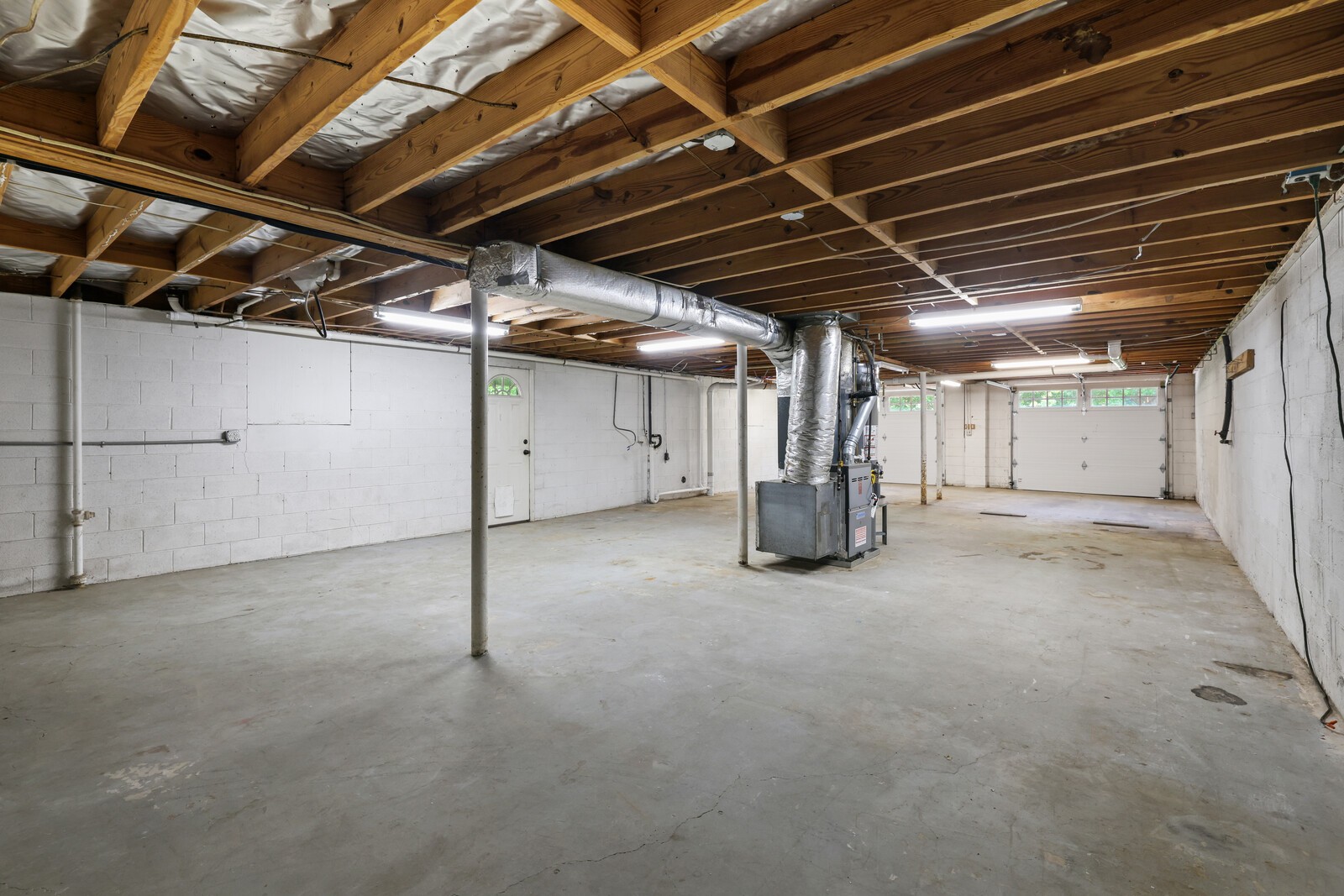 111 Wessington Pl