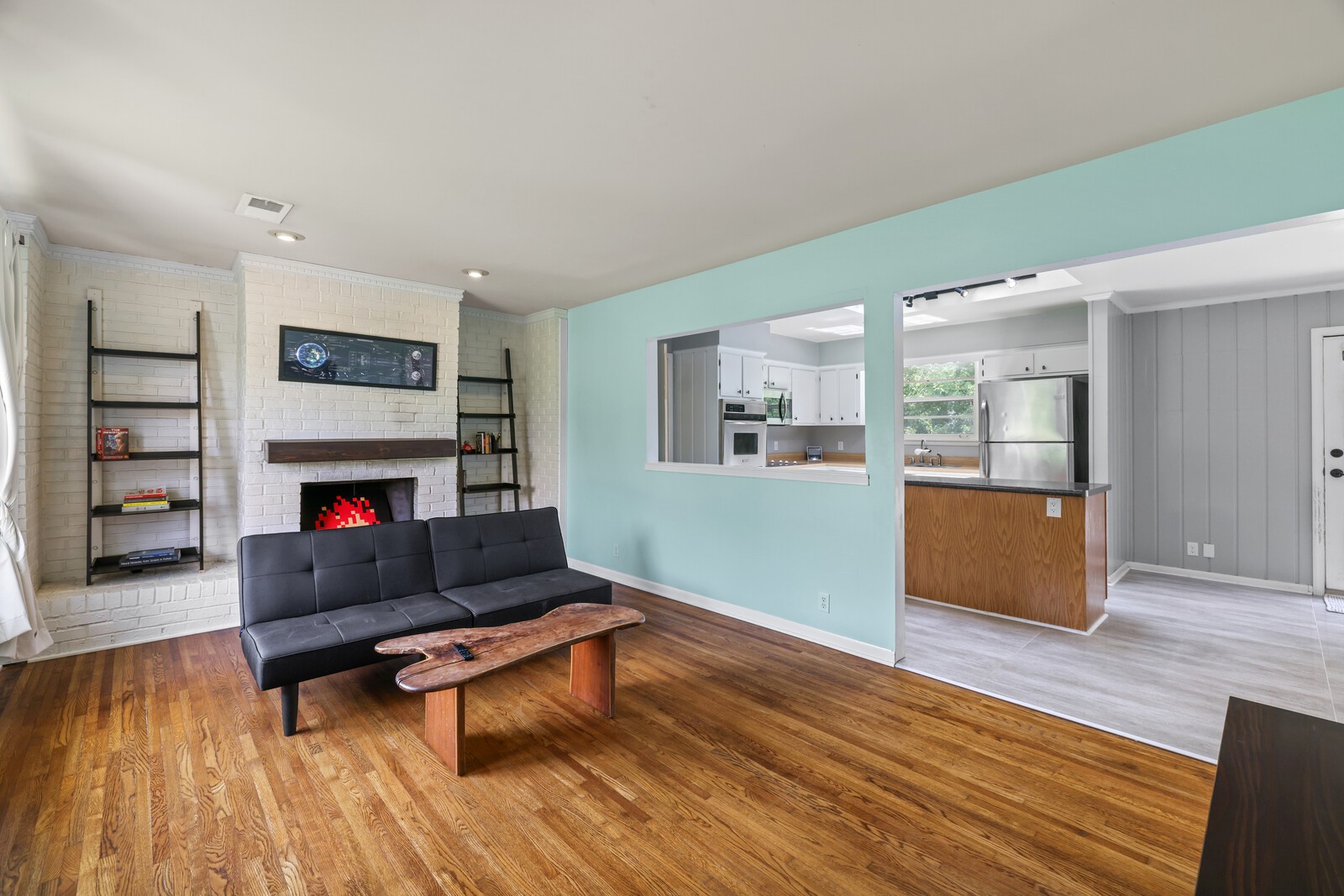 111 Wessington Pl