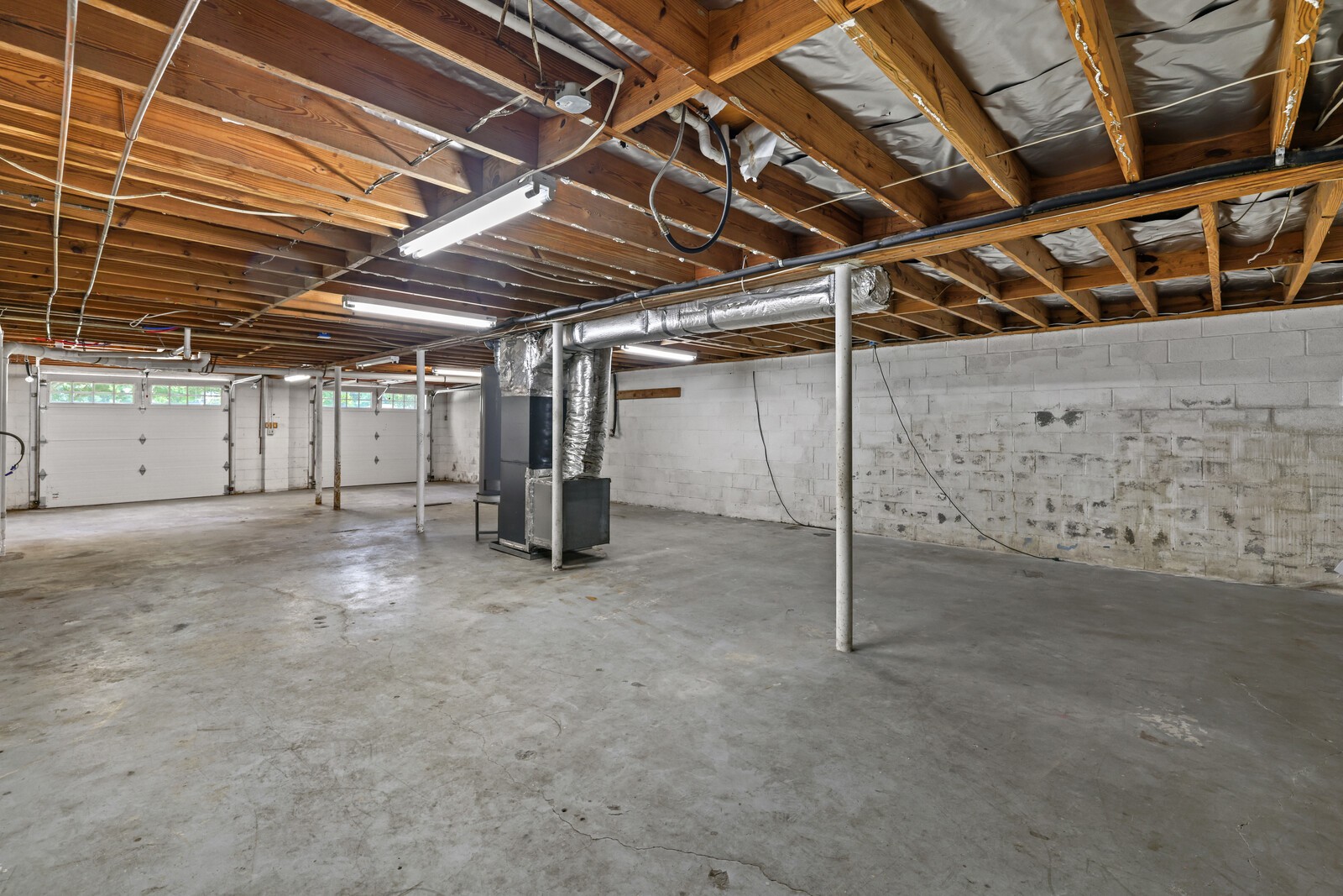 111 Wessington Pl