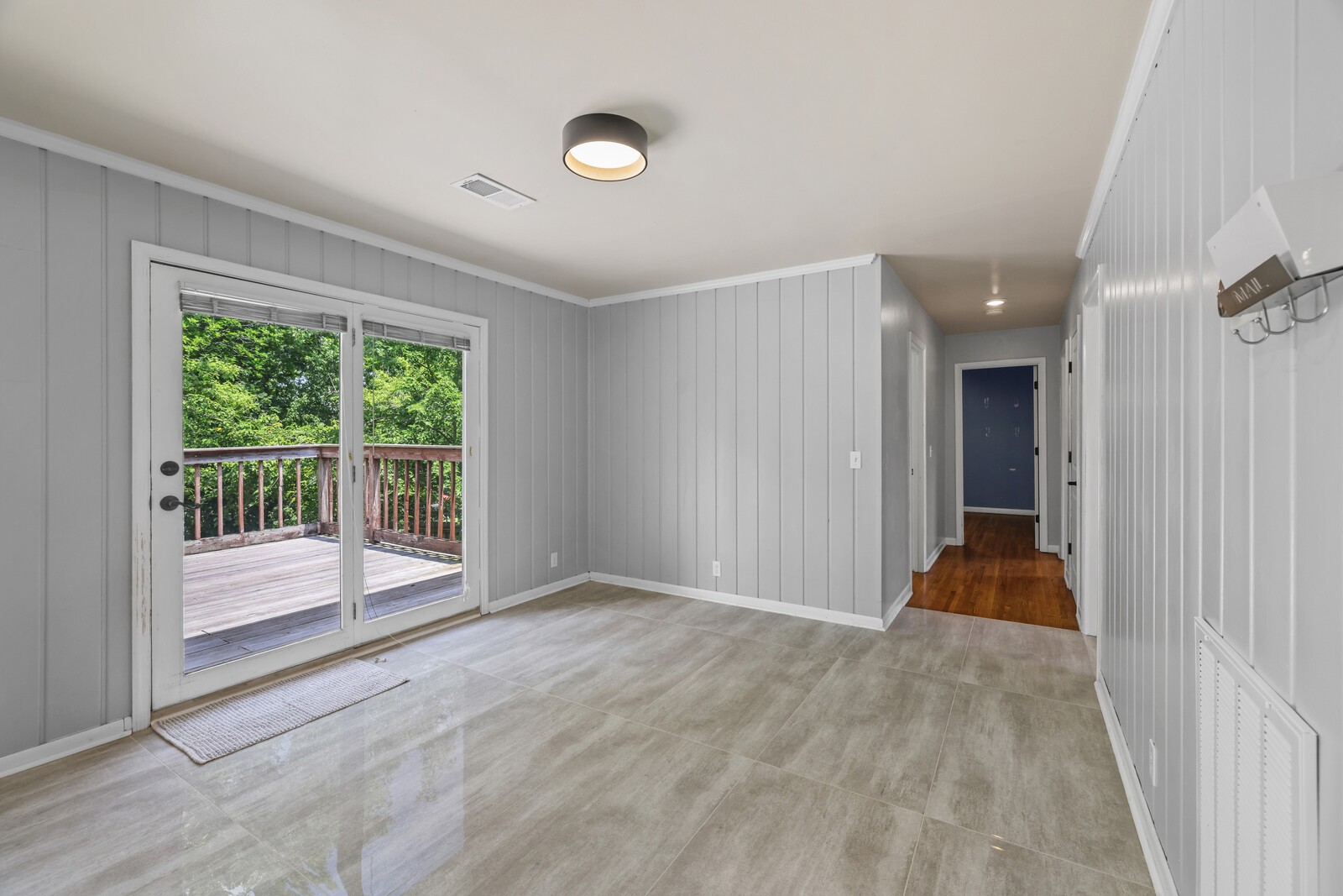 111 Wessington Pl