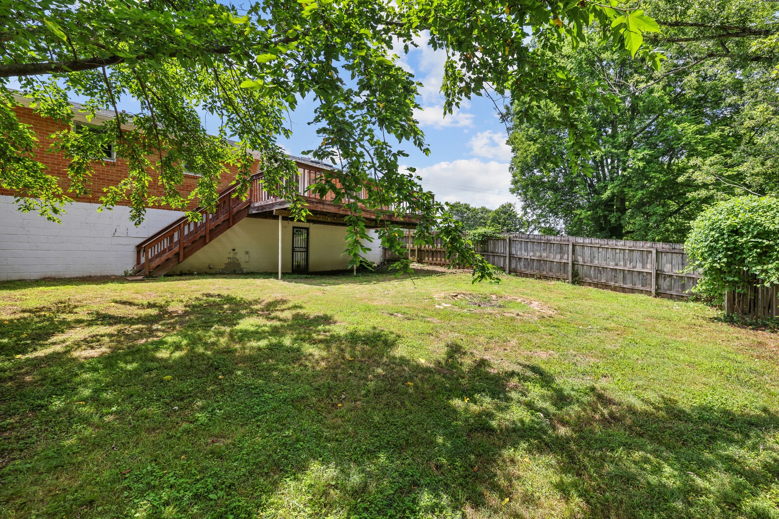 111 Wessington Pl
